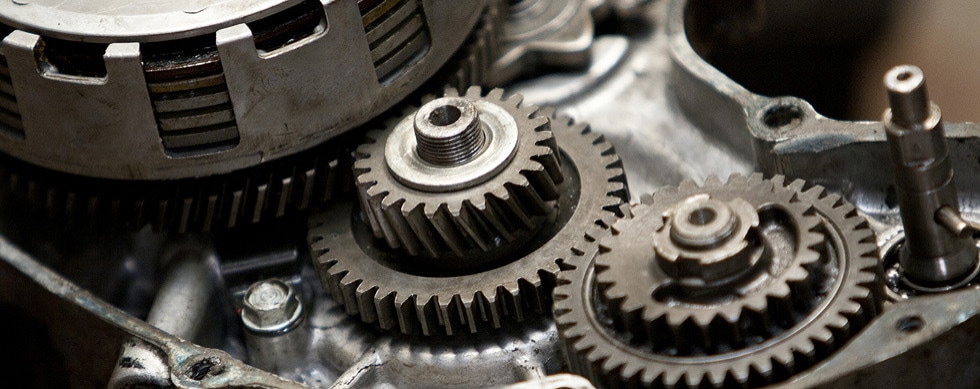 Motorcycles repair gearbox rebuild clutch replacement 